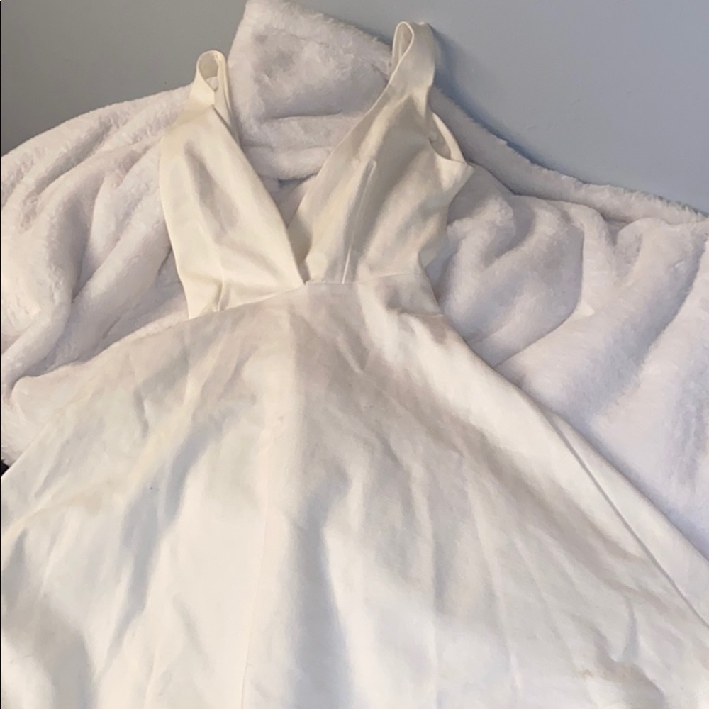 Lulus cute white dress